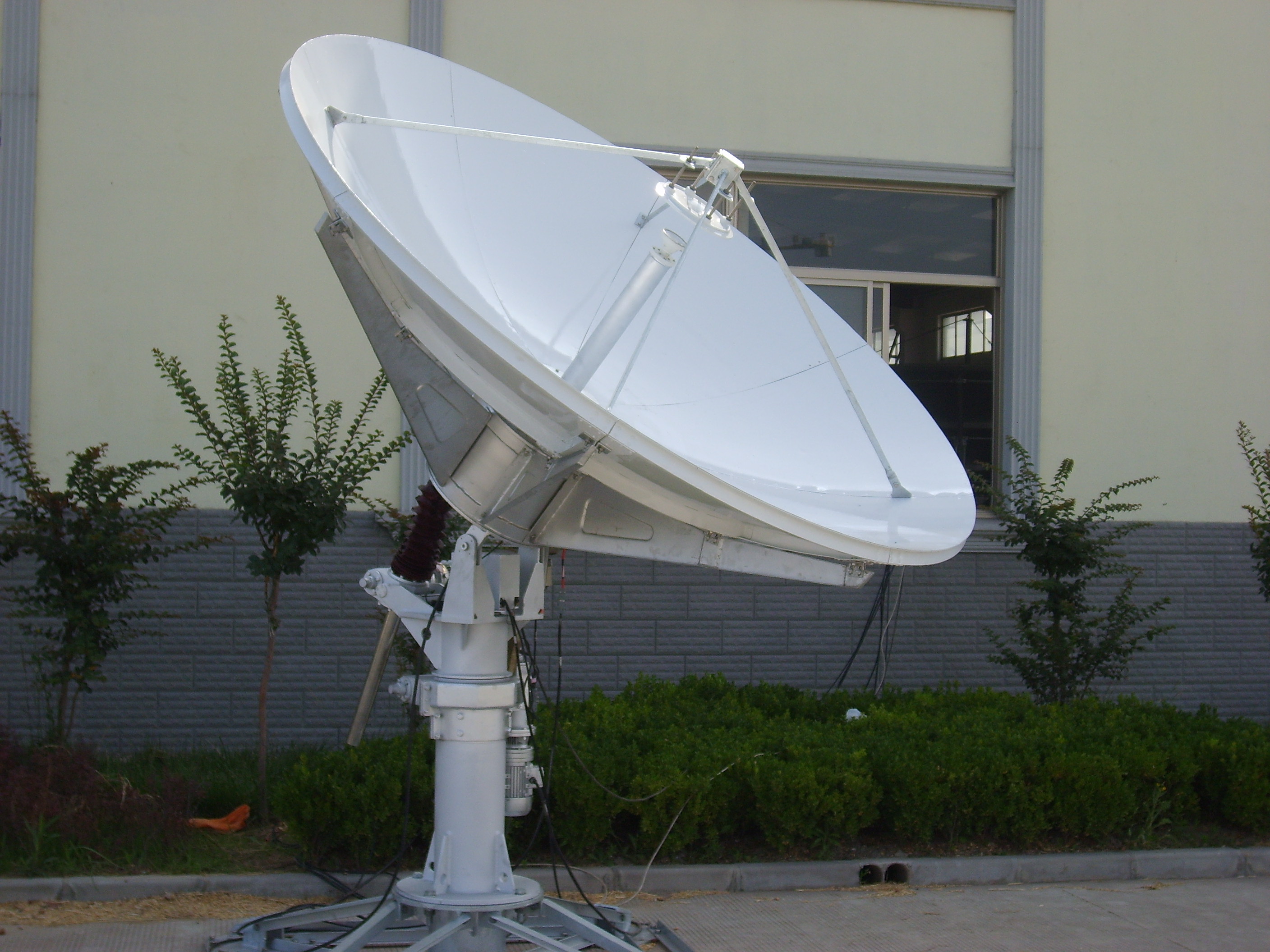 KVH 20米X波段通信卫星天线20m X-Band ANTENNA